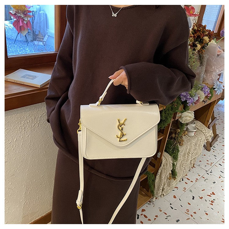 2025 New Retro Small Square Bag Leisure Bag Single Shoulder Crossbody Bag Versatile Commuter Postman Bag