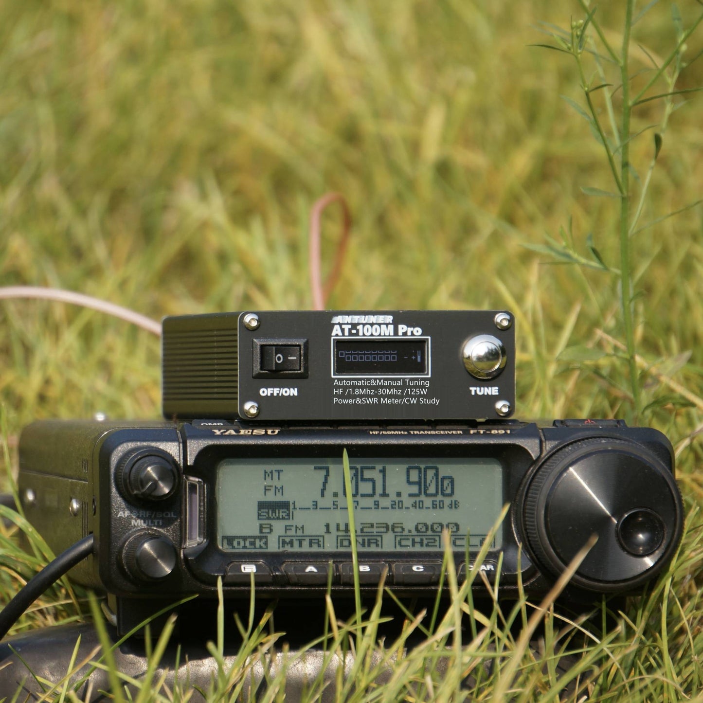 ANTUNER AT100M Pro 1.8mhz-30mhz 100W Antenna Tuner Support Morse Code Exerciser Standing Wave Meter Power Meter For HF Radio