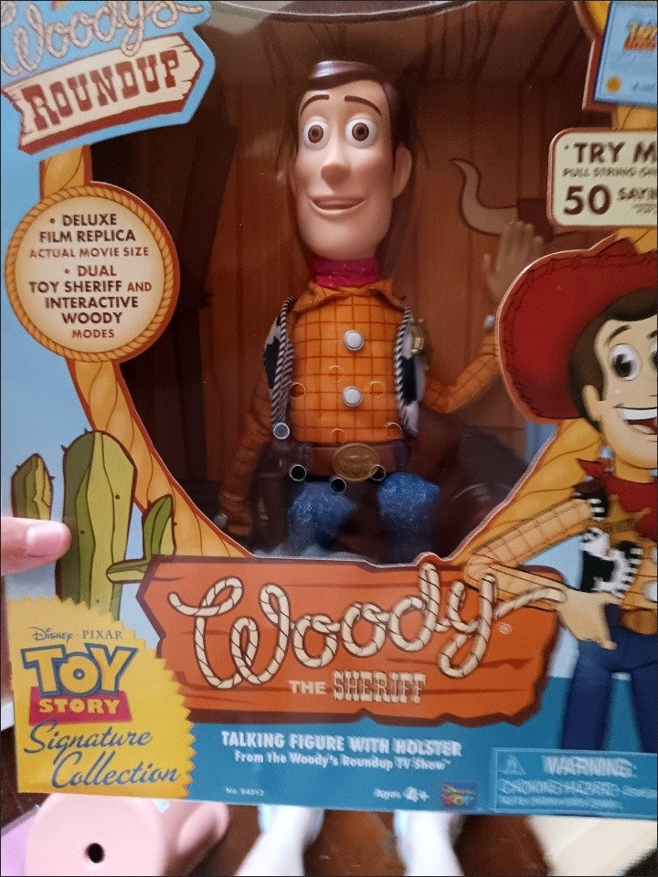 Bonecos de Ação Woody Disney Pixar Toy Story 40cm com Som de Filme em Inglês, Boneco de Personagem, Vaqueiro de Pano, Presente de Aniversário para Crianças