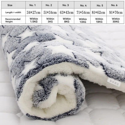 Tapete para animais de estimação de flanela macia cama de cachorro inverno engrossar cobertor quente para cães e gatos filhote de cachorro dormir capa toalha almofada para cães pequenos médios grandes