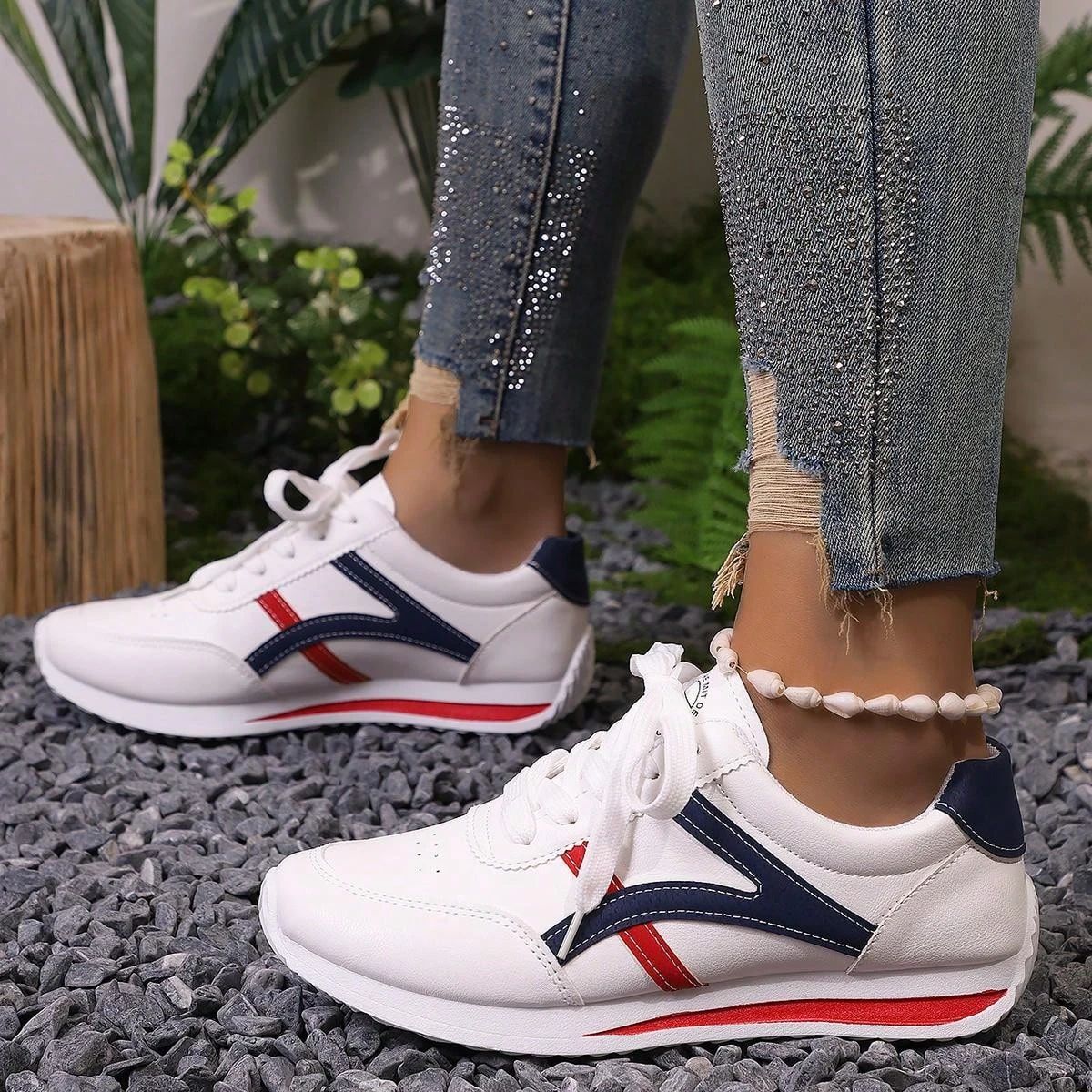 Sneakers Women New Sports Shoes Women's Small White Shoes Fashion Comfort Sneakers All-match Lightweight Casual Running Shoes