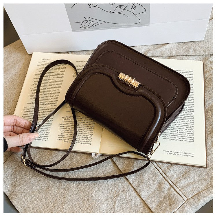 Latest Retro Crossbody Bag for Women High End Fashion Saddle Shoulder Handbag Unique Design