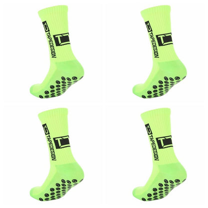 4 pares de meias de futebol coladas TC de cano médio novas para treinamento e competição esportiva, meias antiderrapantes e respiráveis